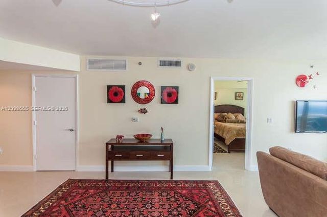 1800 S Ocean Dr 3103, Hallandale Beach, FL 33009