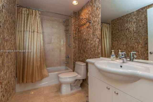 1800 S Ocean Dr 3103, Hallandale Beach, FL 33009