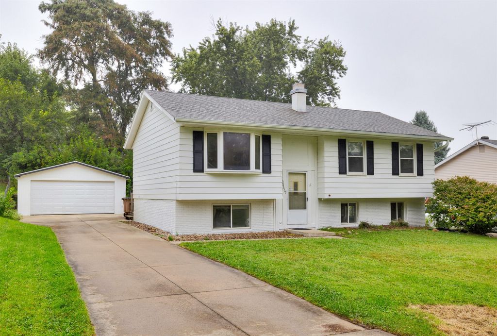 4657 Hyperion Drive, Norwalk, IA 50211