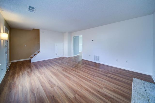 1657 Cedar Bluff Way, Marietta, GA 30062