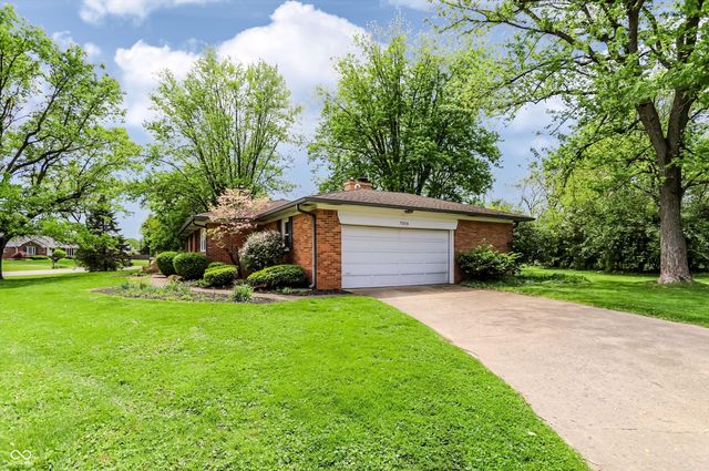 7010 Grosvenor Place, Indianapolis, IN 46220