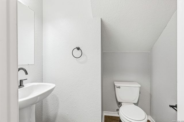 2242 Mobeetie Trail, San Antonio, TX 78245