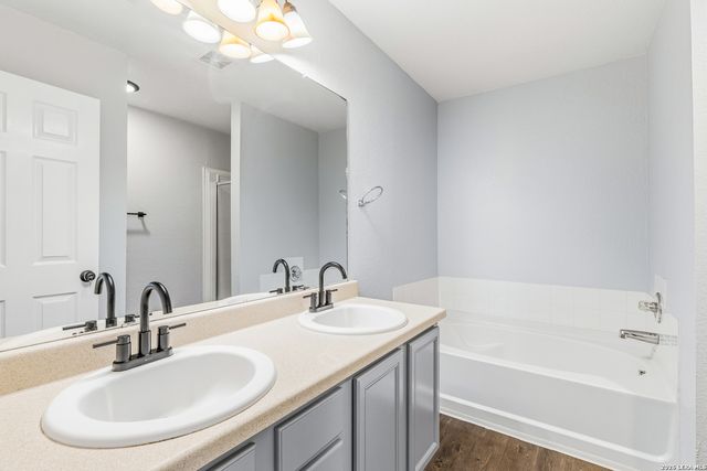 2242 Mobeetie Trail, San Antonio, TX 78245