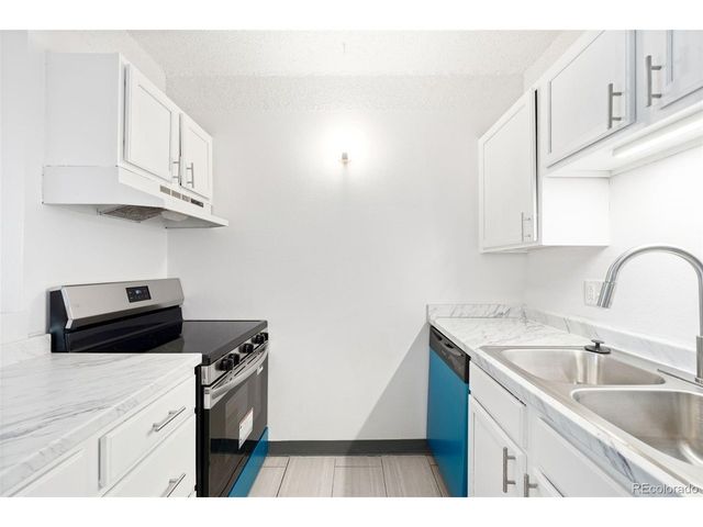 1265 Race St 208, Denver, CO 80206