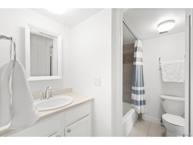 1265 Race St 208, Denver, CO 80206