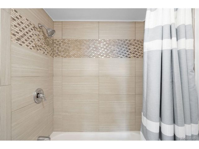 1265 Race St 208, Denver, CO 80206