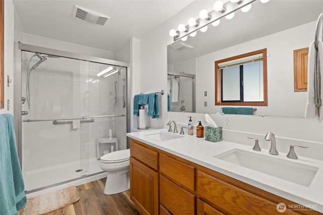 405 W 4th Street, Centralia, WA 98531
