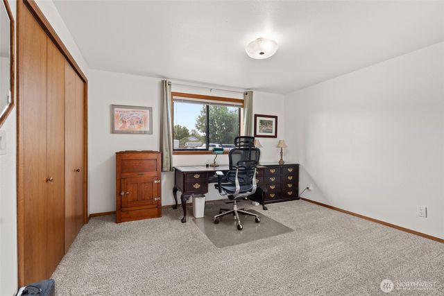405 W 4th Street, Centralia, WA 98531