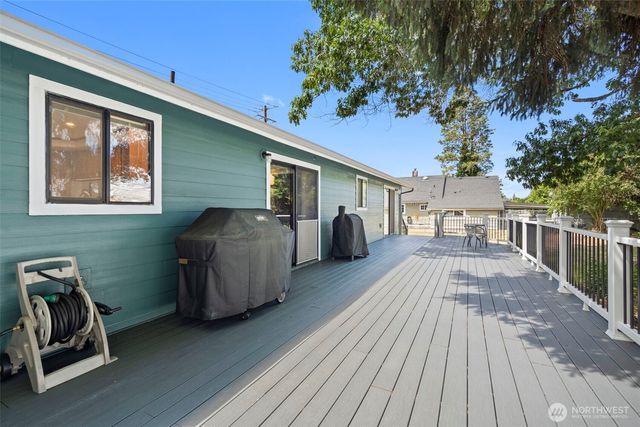 405 W 4th Street, Centralia, WA 98531
