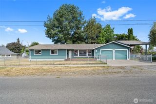 405 W 4th Street, Centralia, WA 98531