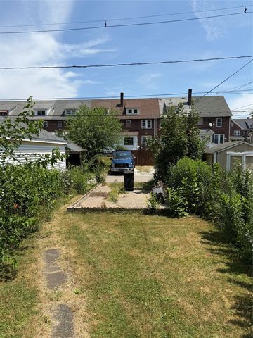 1061 NEWTON Avenue, Erie, PA 16511