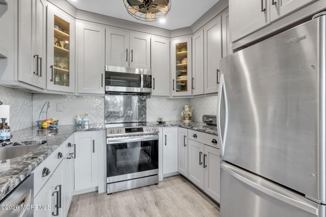 1 Scenic Drive 108, Highlands, NJ 07732