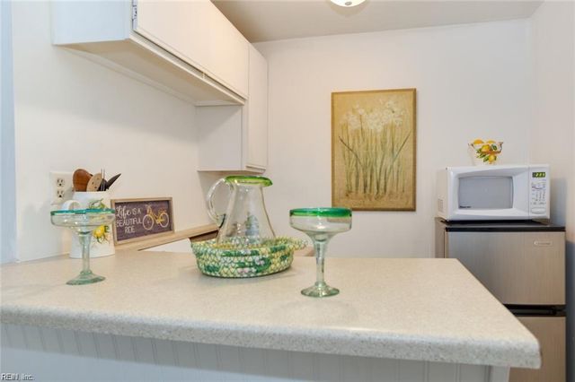 418 22nd St # B, Virginia Beach, VA 23451