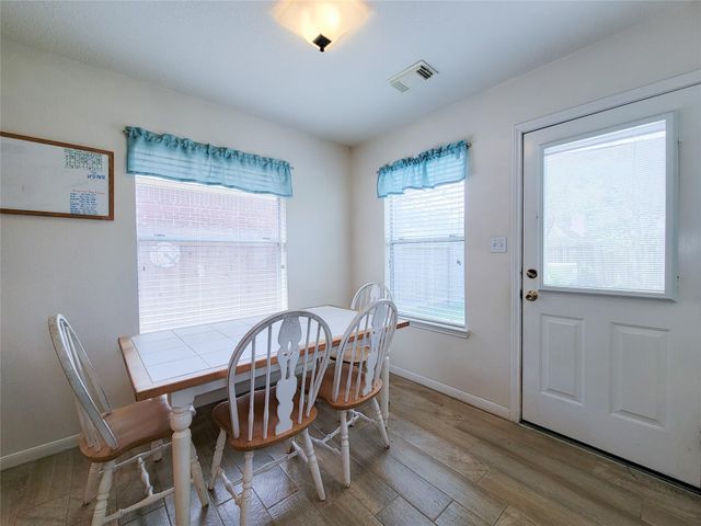 11007 Desert Springs Circle, Houston, TX 77095