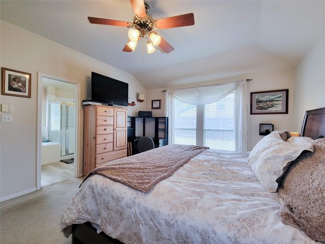 11007 Desert Springs Circle, Houston, TX 77095