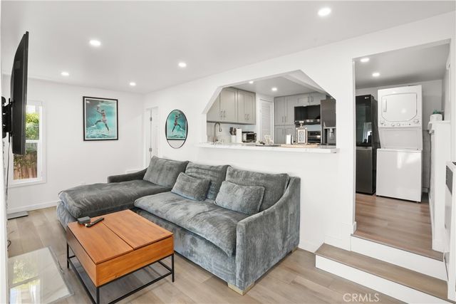 32082 Coast Hwy, Laguna Beach, CA 92651