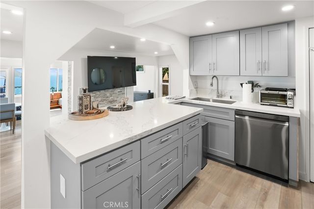 32082 Coast Hwy, Laguna Beach, CA 92651