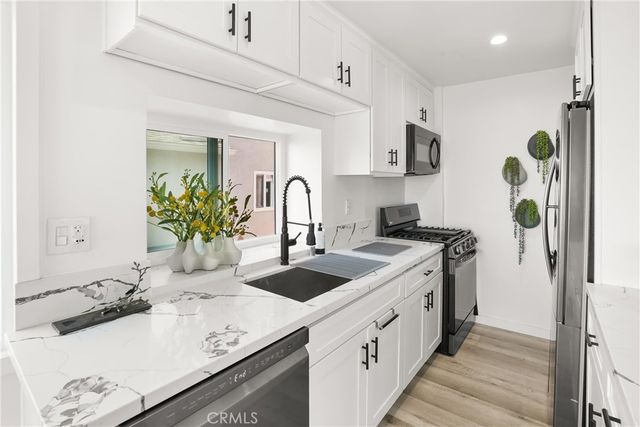 32082 Coast Hwy, Laguna Beach, CA 92651