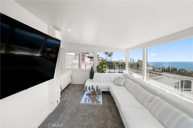32082 Coast Hwy, Laguna Beach, CA 92651
