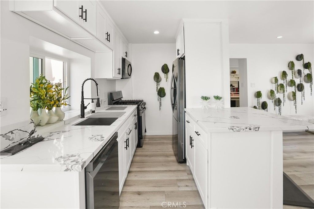 32082 Coast Hwy, Laguna Beach, CA 92651 — photo 4