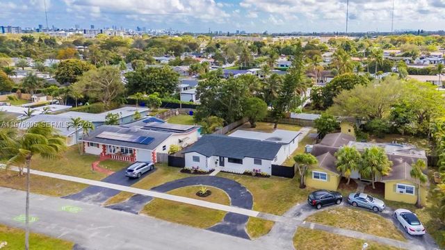 5400 Van Buren St, Hollywood, FL 33021