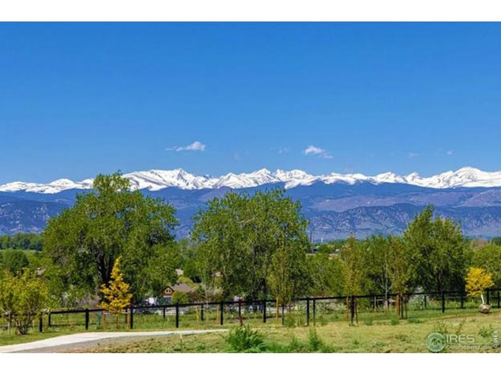 1620 Benjamin Ln, Lafayette, CO 80026