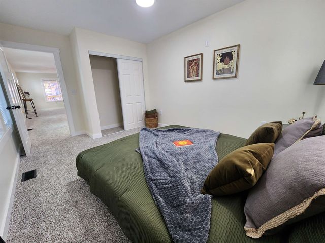 337 S Volutsia Ave, Wichita, KS 67211