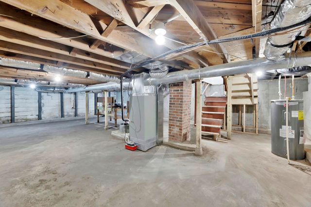 337 S Volutsia Ave, Wichita, KS 67211