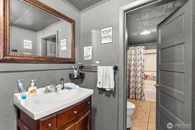 1024 H Street, Centralia, WA 98531