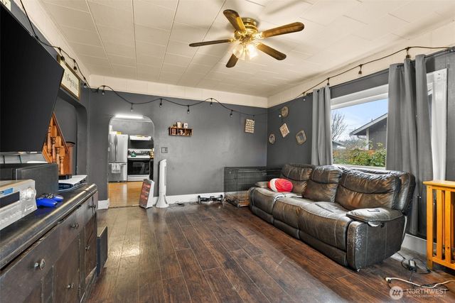 1024 H Street, Centralia, WA 98531