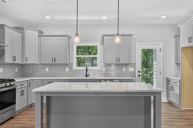 8981 Callaway Drive, Winston, GA 30187