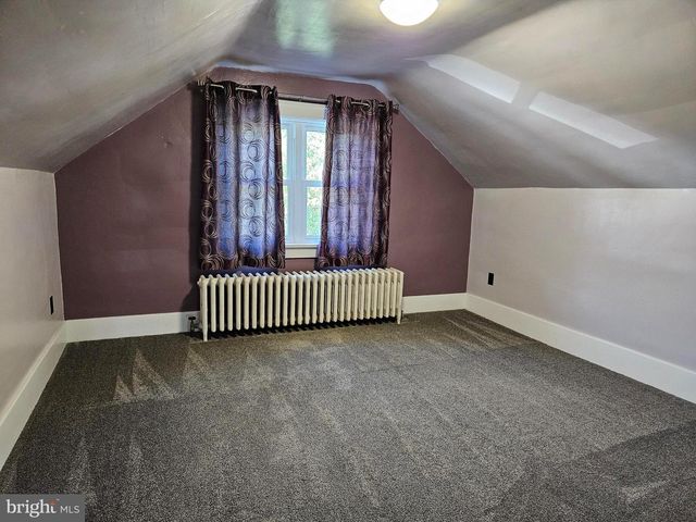 305 SHELLEY AVE, Altoona, PA 16602