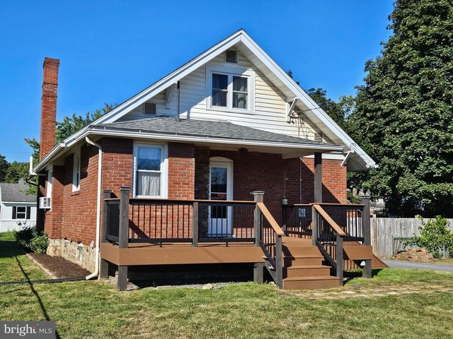 305 SHELLEY AVE, Altoona, PA 16602