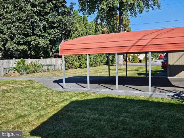 305 SHELLEY AVE, Altoona, PA 16602