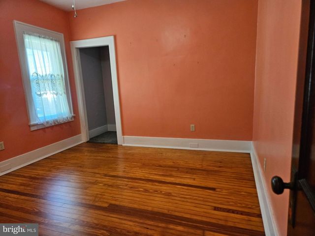 305 SHELLEY AVE, Altoona, PA 16602