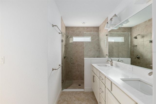 10397 SILVER MAPLE AVENUE, Oxford, FL 34484