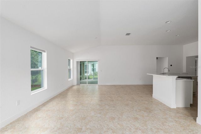 10397 SILVER MAPLE AVENUE, Oxford, FL 34484