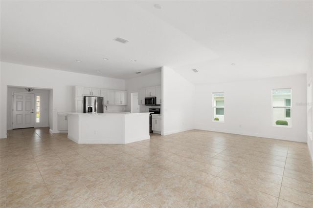 10397 SILVER MAPLE AVENUE, Oxford, FL 34484