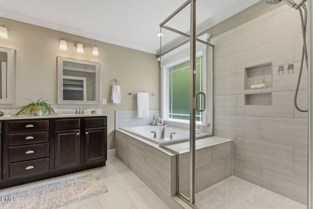 242 Summit Overlook Drive, Clayton, NC 27527