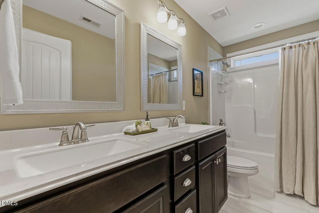 242 Summit Overlook Drive, Clayton, NC 27527