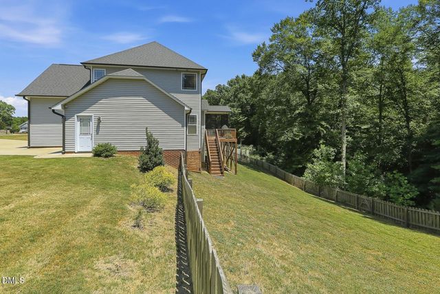 242 Summit Overlook Drive, Clayton, NC 27527