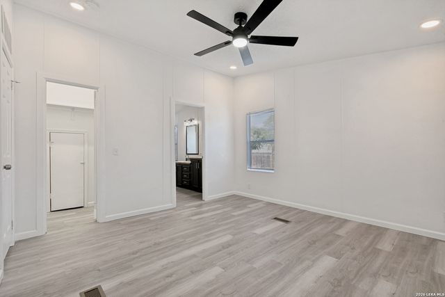 5111 Savannah Woods, Von Ormy, TX 78073