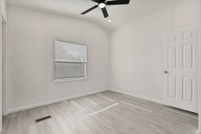 5111 Savannah Woods, Von Ormy, TX 78073