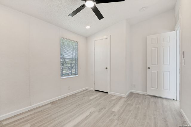 5111 Savannah Woods, Von Ormy, TX 78073