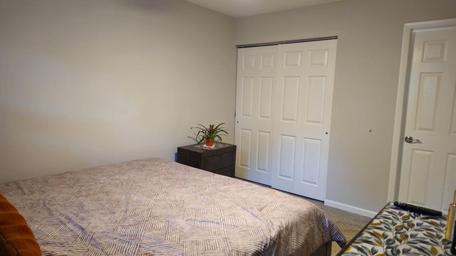 16 Forest Lane, Cary, IL 60013