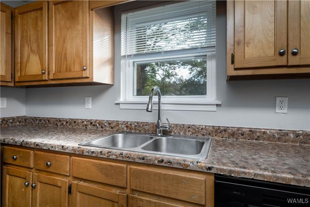 12560 County Line, Moundville, AL 35474