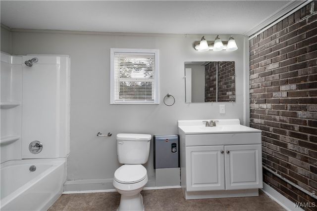 12560 County Line, Moundville, AL 35474