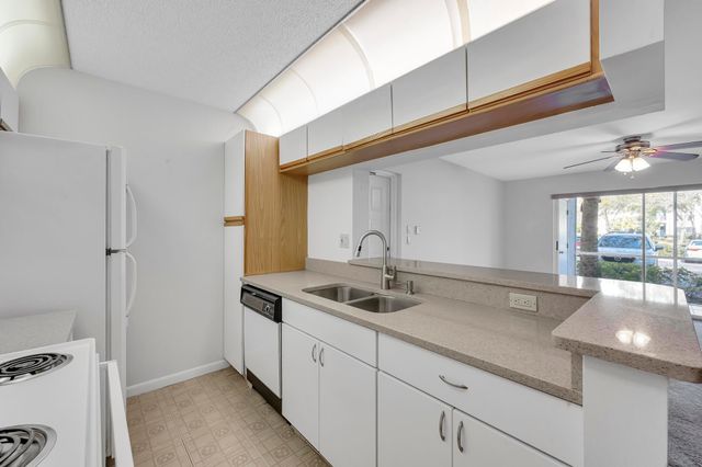 2506 SE Anchorage Cove C-1, Port St Lucie, FL 34952