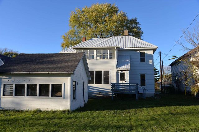 103 Bridge Street, Wonewoc, WI 53968