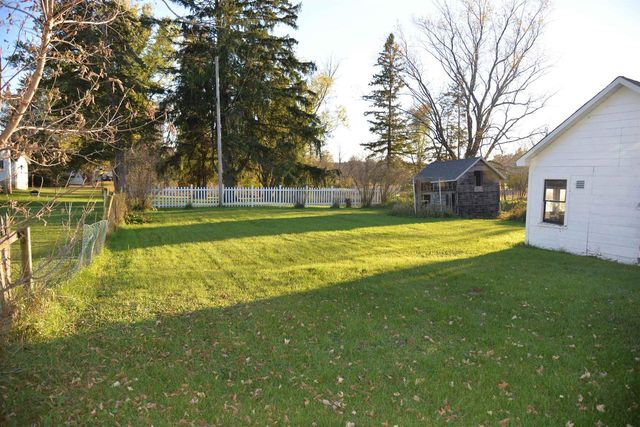 103 Bridge Street, Wonewoc, WI 53968